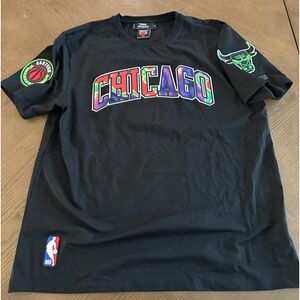 Pro Standard Men's‎ T shirt XL Black Chicago Bulls NBA Patched Short Sleeve